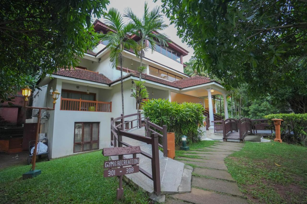 Fragrant Nature Backwater Resort & Ayurveda Spa Kollam Eksteriør bilde