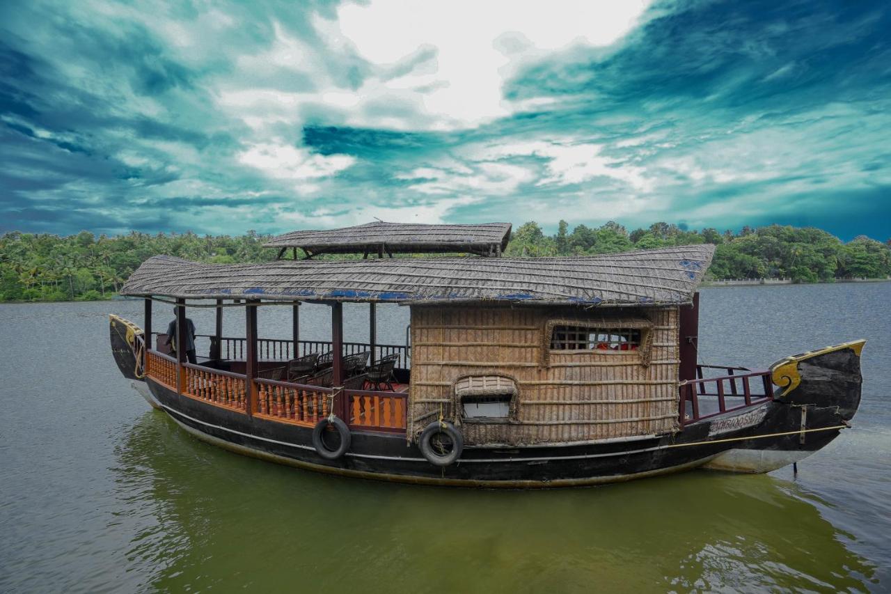 Fragrant Nature Backwater Resort & Ayurveda Spa Kollam Eksteriør bilde
