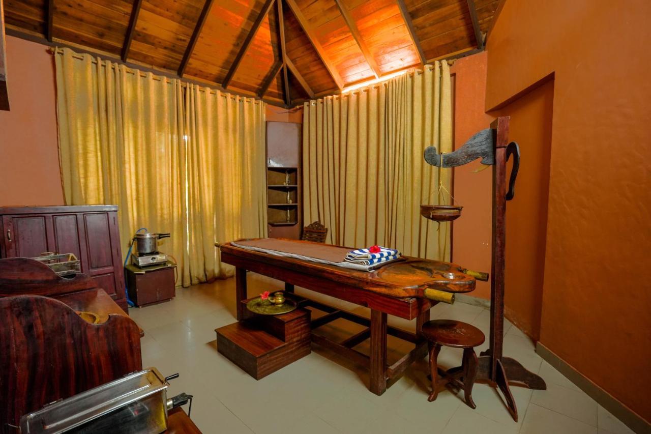 Fragrant Nature Backwater Resort & Ayurveda Spa Kollam Eksteriør bilde