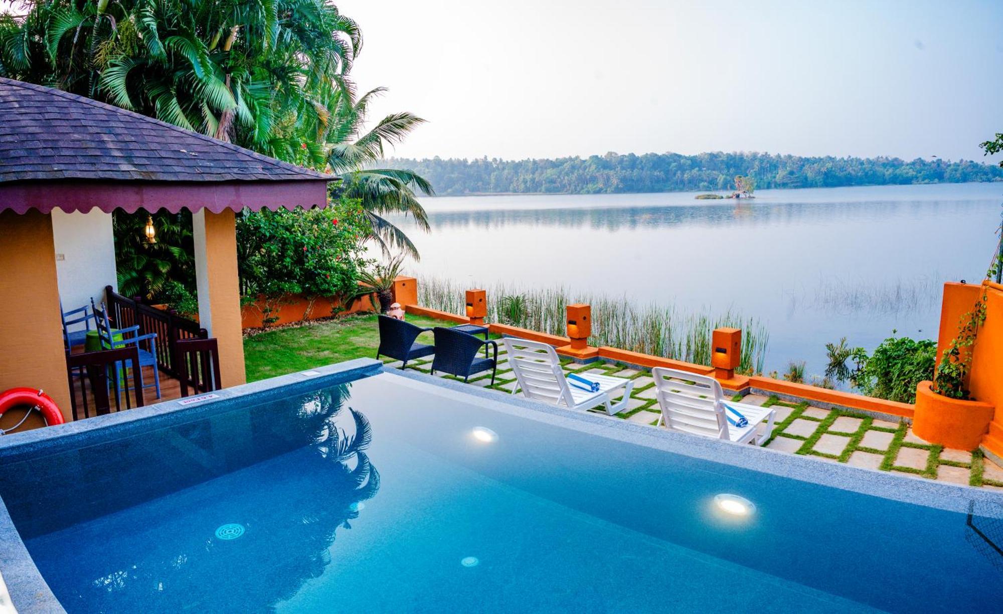 Fragrant Nature Backwater Resort & Ayurveda Spa Kollam Eksteriør bilde