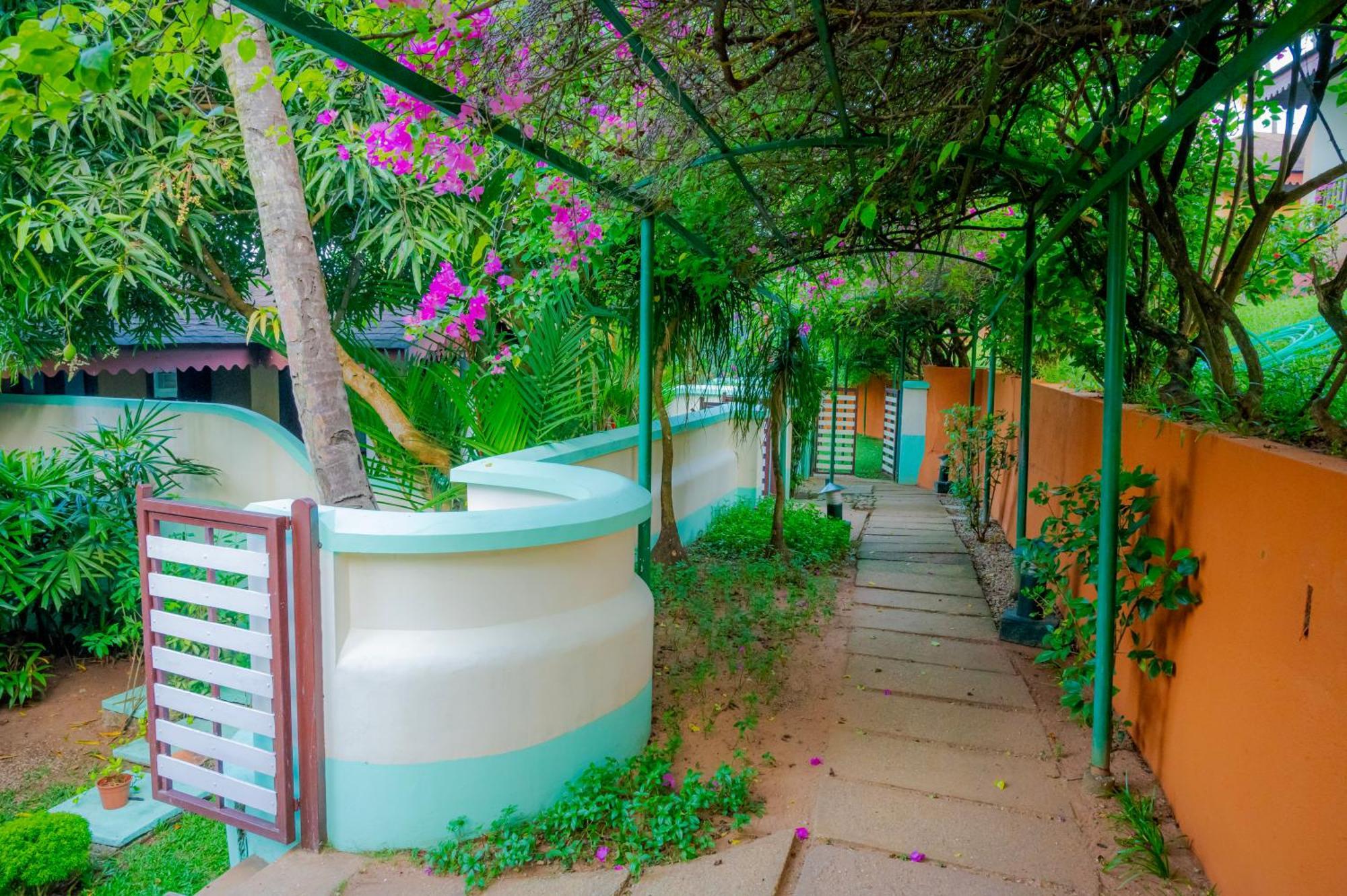Fragrant Nature Backwater Resort & Ayurveda Spa Kollam Eksteriør bilde