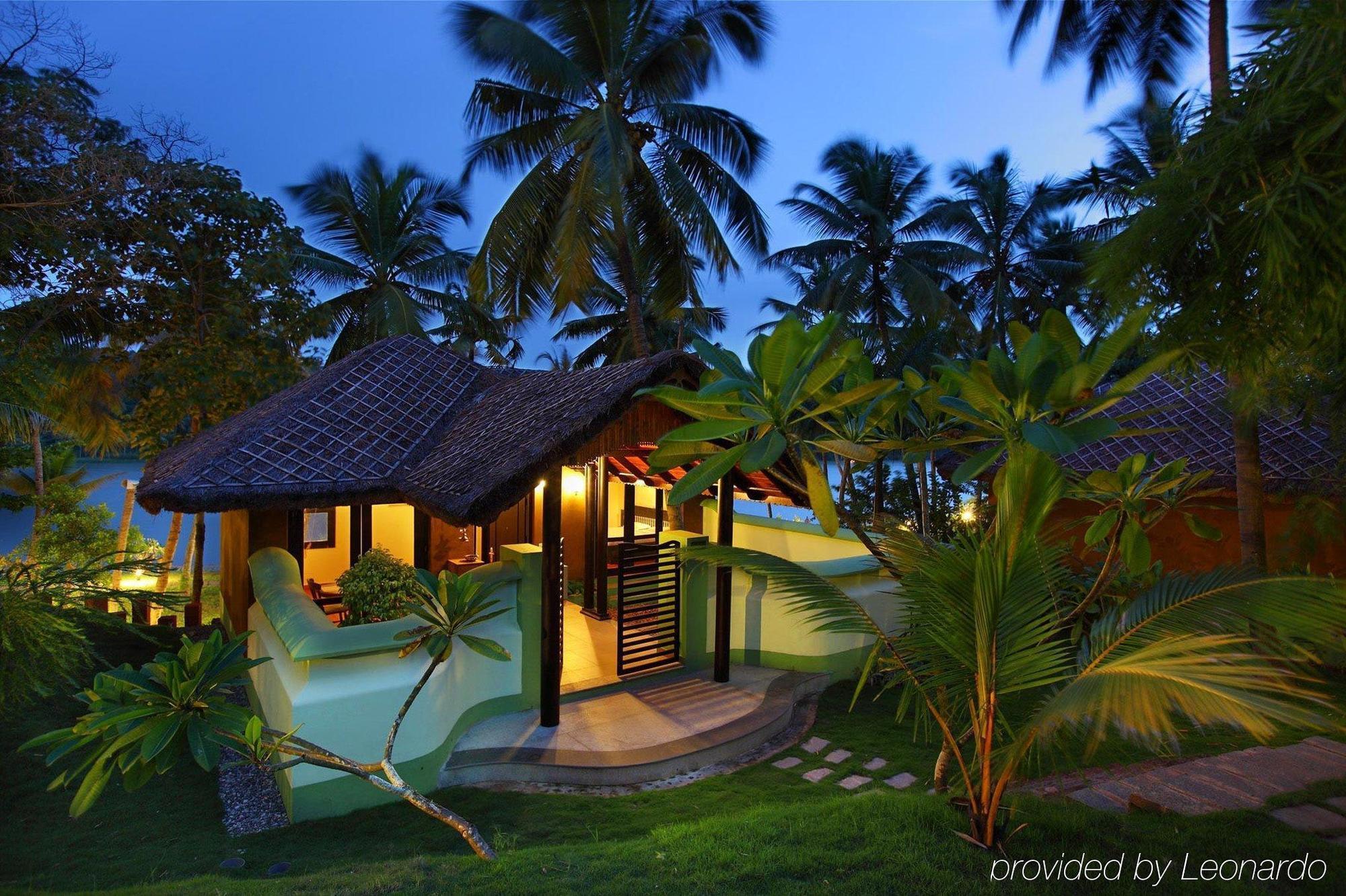 Fragrant Nature Backwater Resort & Ayurveda Spa Kollam Eksteriør bilde
